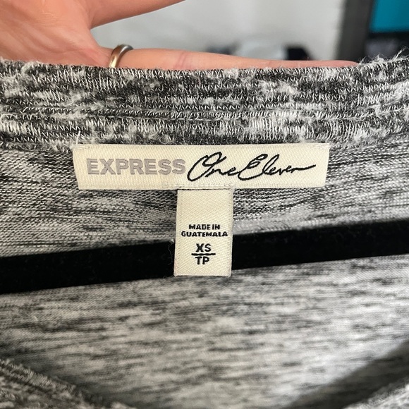 Express Sweater - Picture 3 of 3